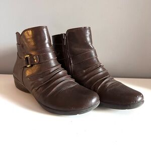 Natural Soul Fall / Winter Coltrane Boots Size 7, Brown, Ankle, Fleece Lined EUC